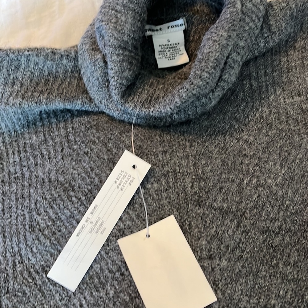 Sweet Romeo Sweater - Picture 7 of 7